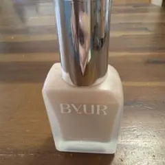 ByUR セラムフィット スキニー グローリキッドファンデーション #17フェア