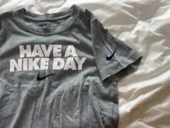 NIKE HAVE A NIKE DAY Tシャツ グレーのサムネイル