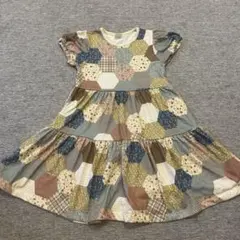 しまむら　ソフトチーズ　パッチワークワンピース　110②