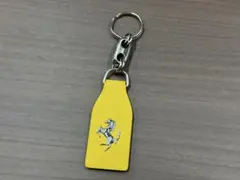 Ferrari キーホルダー イエロー レザー ステアリング - メルカリ