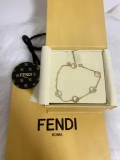 新品！FENDI ブレスレット
