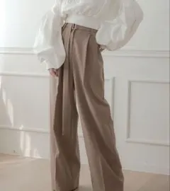 qumerry. セミワイドストレートパンツ