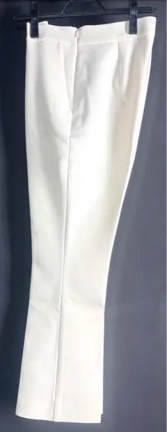 MaxMara ホワイトパンツ