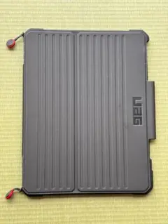 Item thumbnail for item 60acd607-e619-414b-91eb-4adcc8df96b6