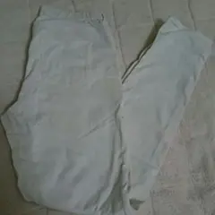 ユニクロ レギパン ホワイトLsize