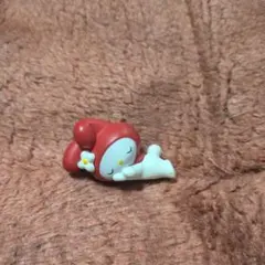 マイメロディ 寝そべり フィギュア ガチャ