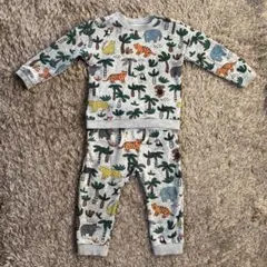 セットアップ　トレーナー　ズボン