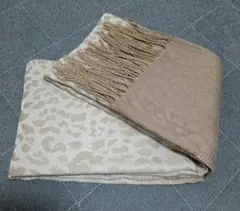 ヒョウ柄フリンジストール ベージュ系