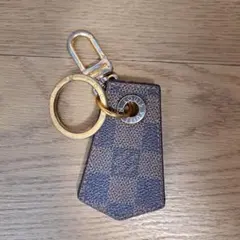 美品箱保存袋カード付きLOUIS VUITTON チェック柄キーホルダー本物