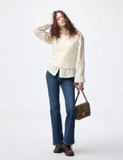 【GU】スリムフレアジーンズ+OS［米国仕様］65BLUE