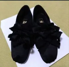 LE TALON GRISEサテンリボンバレリーナ ブラック 24.0cm