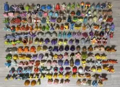 初期ポケモンフィギュア218体　＊レアあり＊
