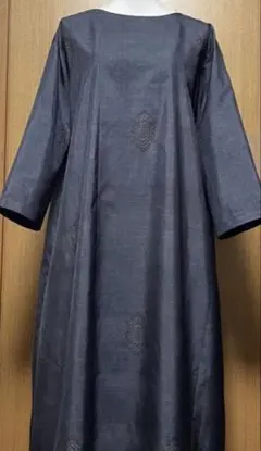 着物リメイク　藍色系　大島のAラインワンピース　リボン(共布紐ベルト)付きのサムネイル