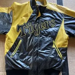 Tigersロゴ入りジャケット 黒と黄色