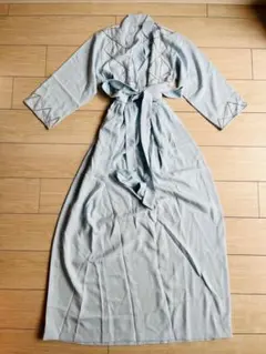 ドバイ アブダビ アバヤ イスラム ムスリム ドレス サウジアラビア 礼拝