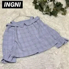イング【M】長袖チェック柄ブラウス　オフショルダー　ギャザー　包みボタンのサムネイル