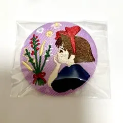 ジブリ 魔女の宅急便 キキ 刺繍ブローチ 缶バッジ