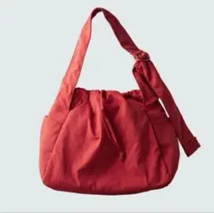 ユニクロC ソフトパフィーショルダーバッグ　レッド