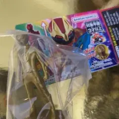 スーパー戦隊フィギュア付きチョコ　大当たり⑧アバレッド