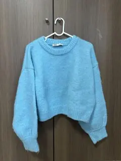ZARA 水色 クロップドニットセーター
