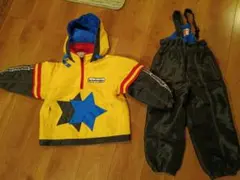 キッズ　スノーウェア　上下セット