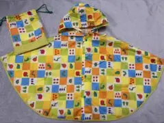 はらぺこあおむし　ポンチョ型レインコート 90