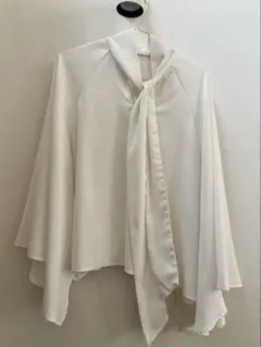 NICE CLAUP　ボウタイボリューム袖ブラウス