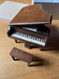 Sankyo ピアノ型 オルゴール ジュエリーボックス - メルカリ