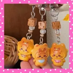 【茶色】ちいかわ風　キャラクター　ストラップ　キーホルダー
