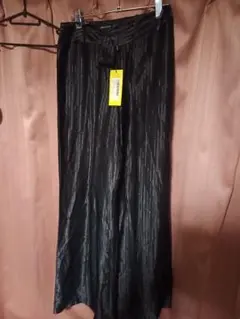 新品タグ付きkaren millenストライプ ワイドパンツ サイズ３８