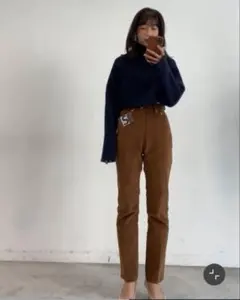 ベースメントオンライン　コーデュロイパンツ