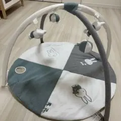 Item thumbnail for item 828c0a3d-adc3-4971-851a-e90a1a9c303e