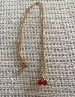 チェリー型赤ビーズネックレス