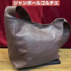 Item thumbnail for item 55bea56e-c1e4-4e99-adfe-0b3bfcb9b52e