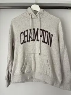 値下げ！Champion フード付きパーカー