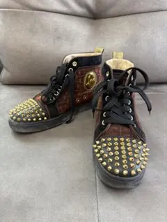 Christian Louboutin スタッズ ハイカット スニーカー - メルカリ