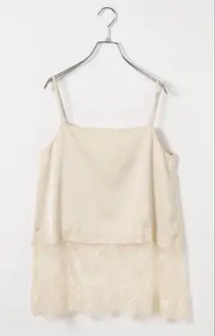 新品❣️BAYFLOW【長さ調整可/トレンドアイテム】サテン裾レースキャミのサムネイル