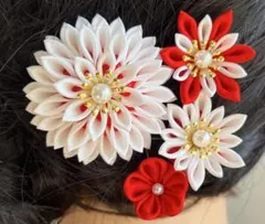 つまみ細工の髪飾り　透かし中ダリアと小花　和菓子