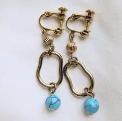 新品未使用 ターコイズ トルコ石 イヤリング ゴールドチェーン 揺れる大ぶり