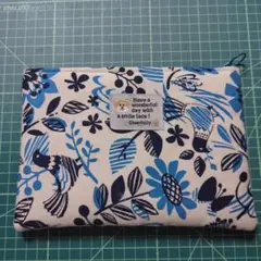 柴犬タグ　お花ポーチ （値下げしました）