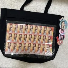 モモ 痛バ まとめ売り 2025年最新】twice痛バの人気アイテム - メルカリ