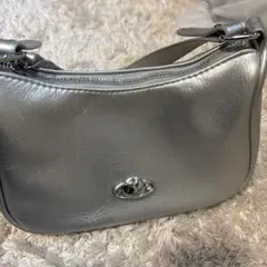シルバー ショルダーバッグ 合成皮革