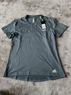未使用品　adidas グレー Tシャツ