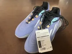 アディダス adidas スニーカー OZELIA(25.5)