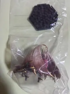 モンハン　メルゼナ　フィギュア