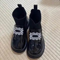 ビジュー付きブラックショートブーツ 20.5