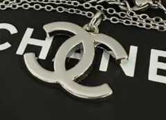 CHANEL シルバー ロゴチャーム 2026年最新】CHANEL カラー：シルバー系 レディース チャームの人気