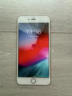Apple iPhone 6splas 本体 ゴールド