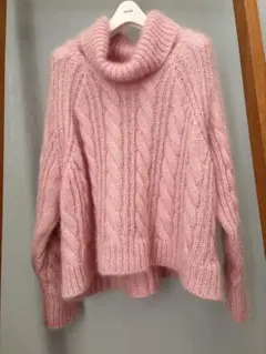 【Cecilie Bahnsen】 ピンクケーブル タートルネック ニットのサムネイル