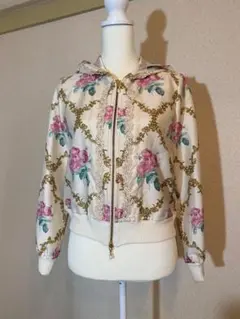 Dolce & Gabbana デイジー花柄パーカー 11〜12歳 - メルカリ